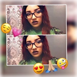 Meet your Posher, Lexis